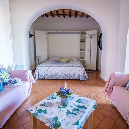 Monolocale Le Terme Apartment Portoferraio Bagian luar foto